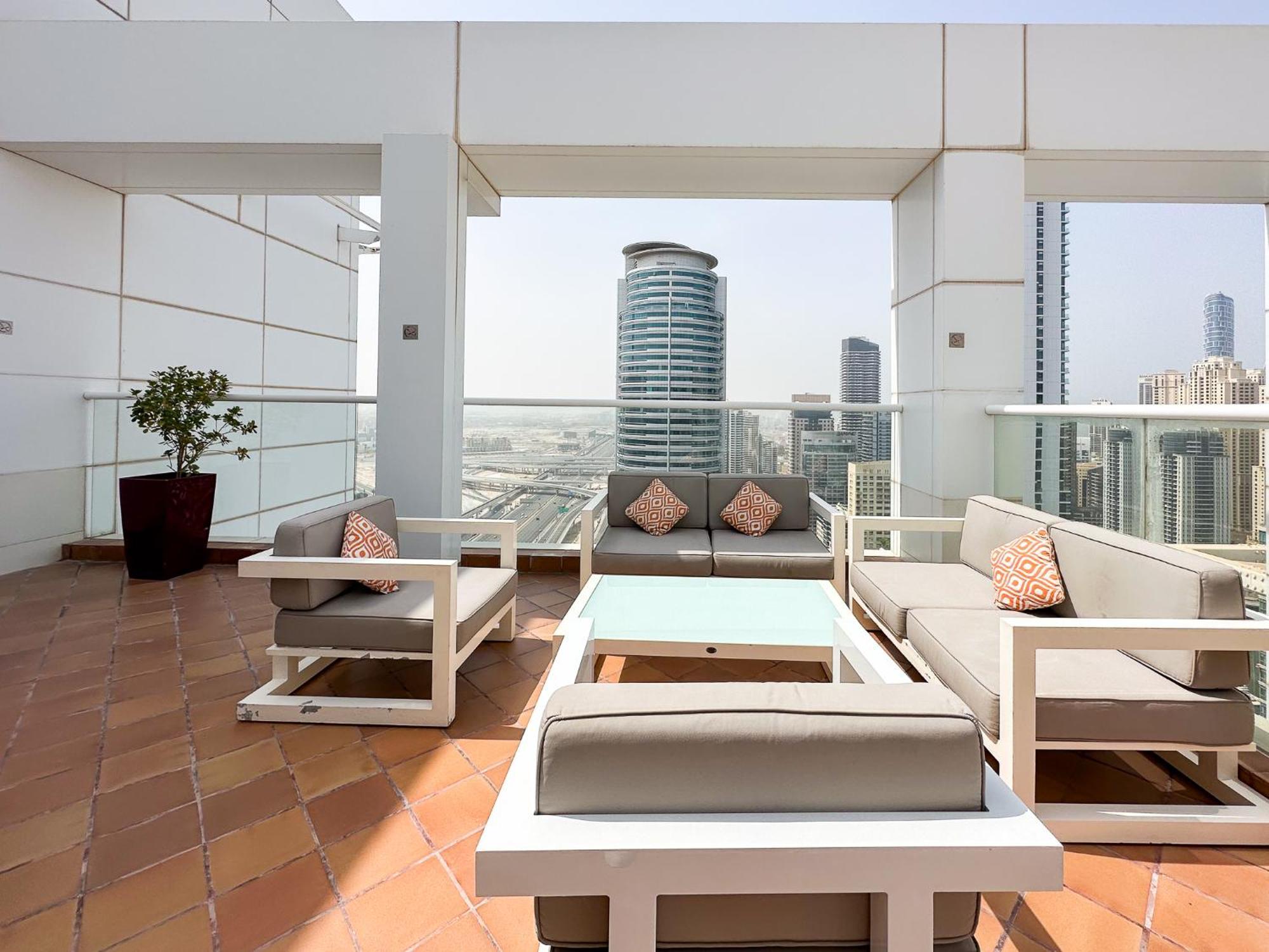 Charming Brand New 2Br Close To The Beach Dubai Esterno foto
