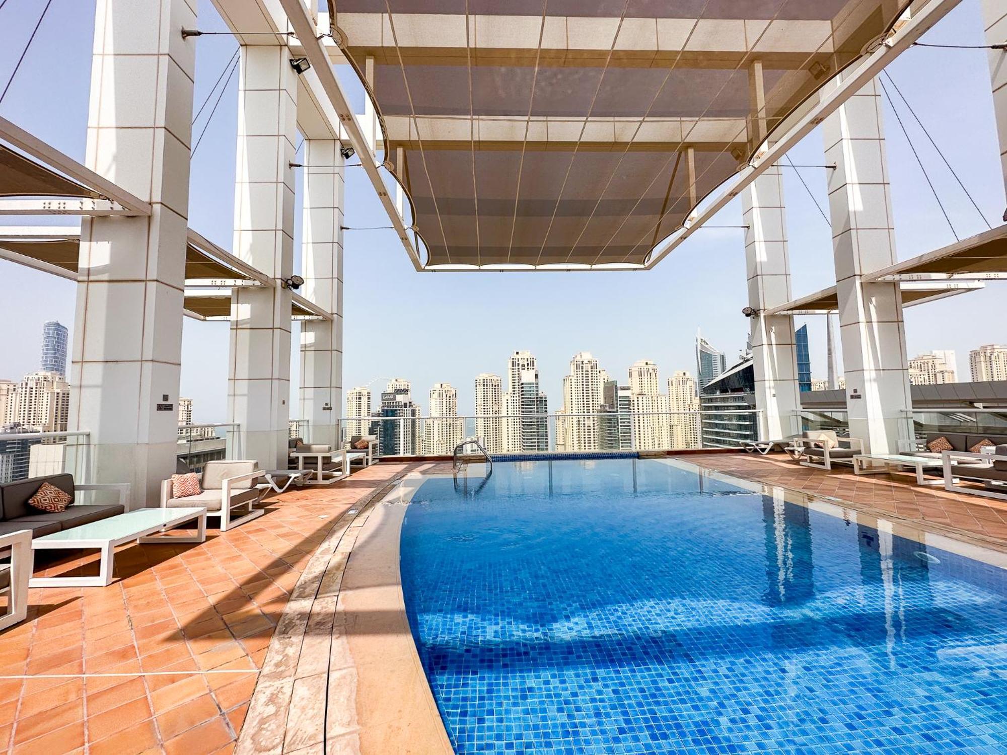 Charming Brand New 2Br Close To The Beach Dubai Esterno foto